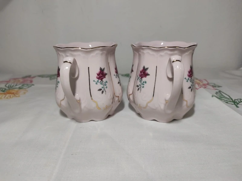 2x hrnky - růžový porcelán 