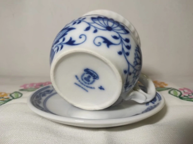 Cibulák Epiag, buclák s podšálkem 