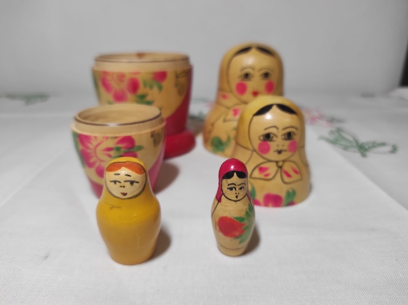 Matrjoška - dřevěná Babuška