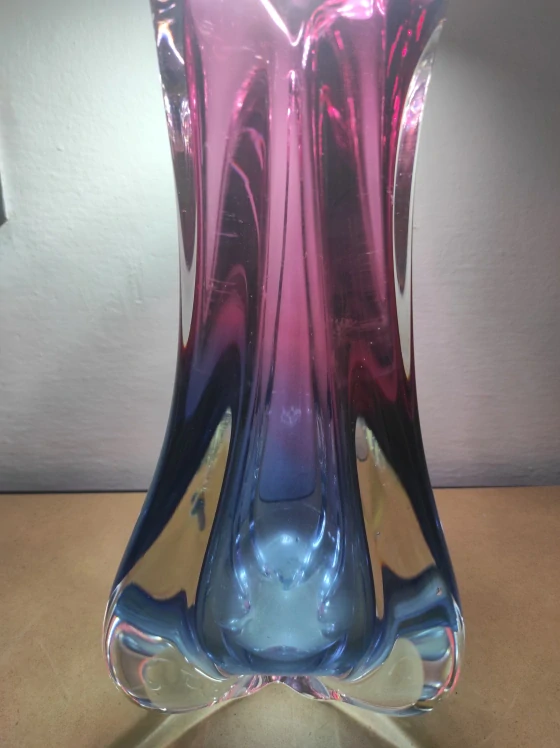 Váza hutní sklo, Josef Hospodka 