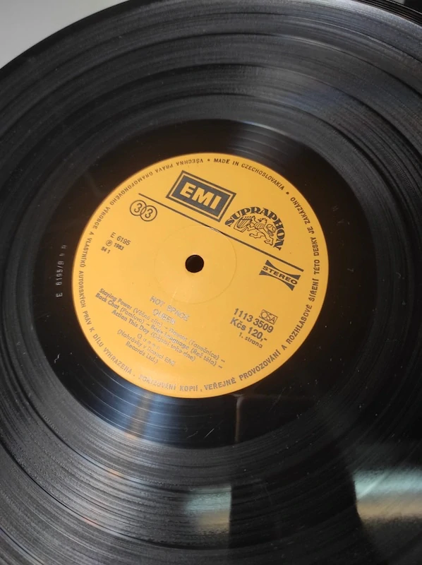 LP Queen - Hot Space