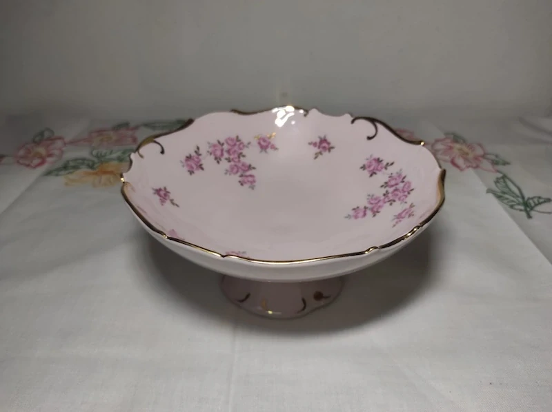Miska na nožce růžový porcelán 