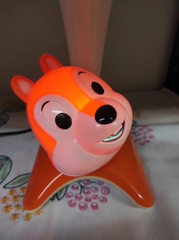 Dětská stolní lampička veverka