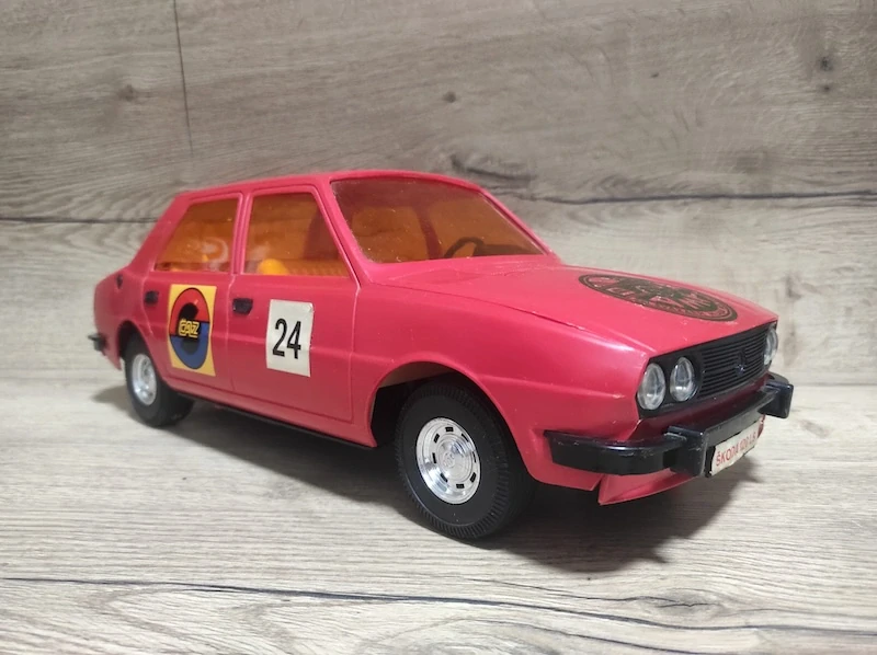 Škoda 120 LS - Typ ZU 2651 TESLA