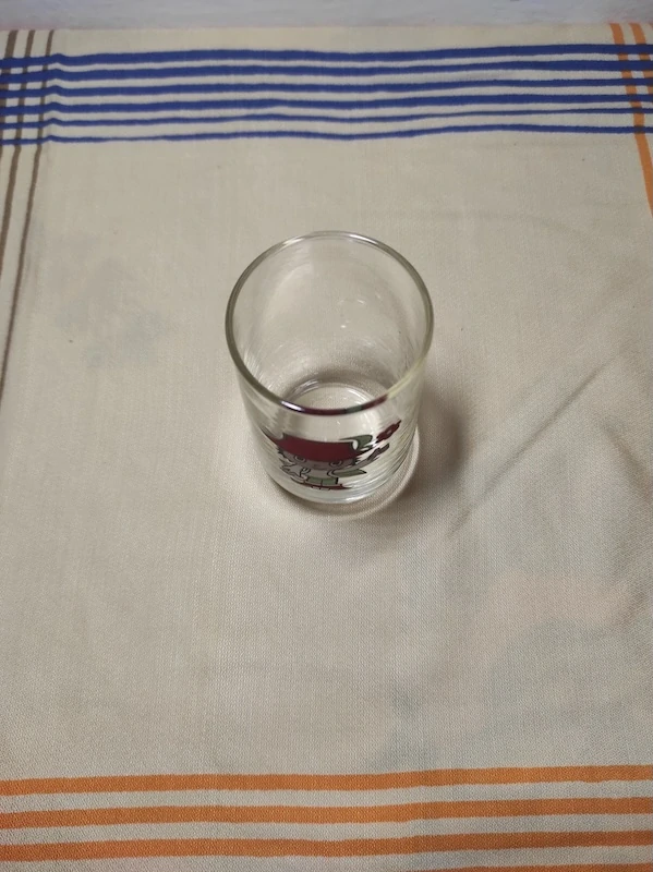 Retro sklenička Cipísek