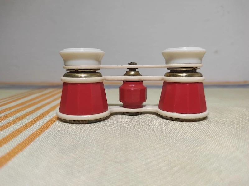 Divadelní kukátko MADE IN USSR