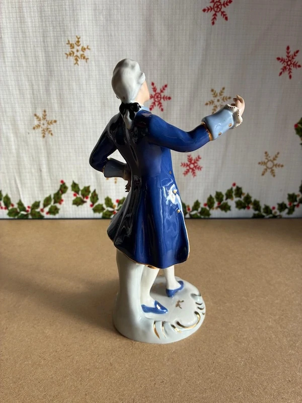 Porcelánová soška – Royal Dux