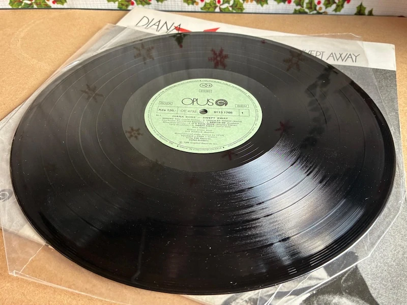 LP Diana Ross – Swept Away