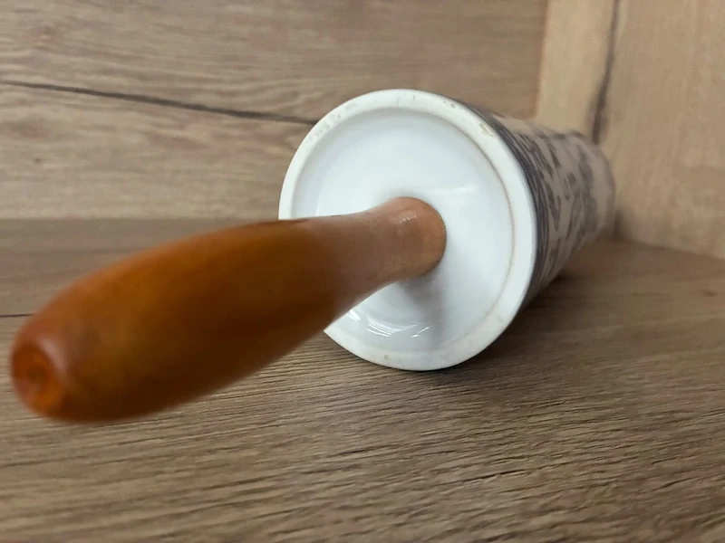 Porcelánový váleček Cibulák Dubí