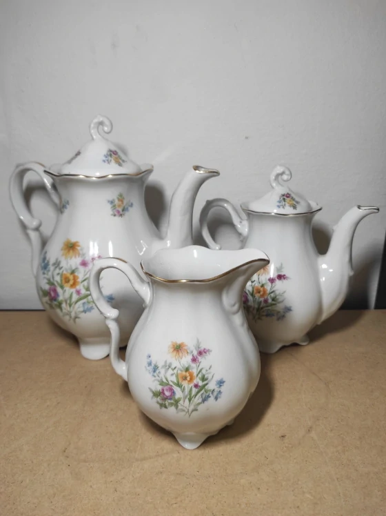 Pirken Hammer - dvě konvice a mléčenka