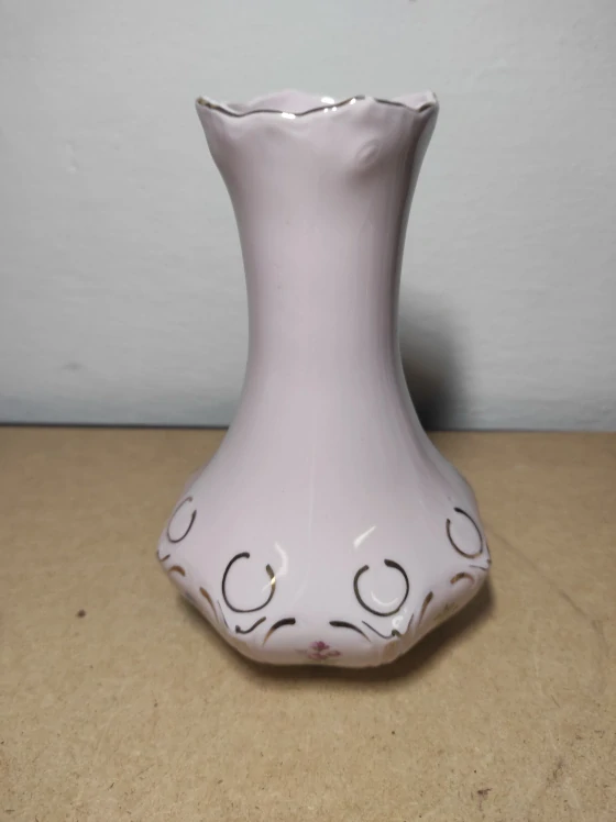 Váza růžový porcelán 
