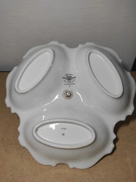 Porcelánový kabaret Pirken Hammer