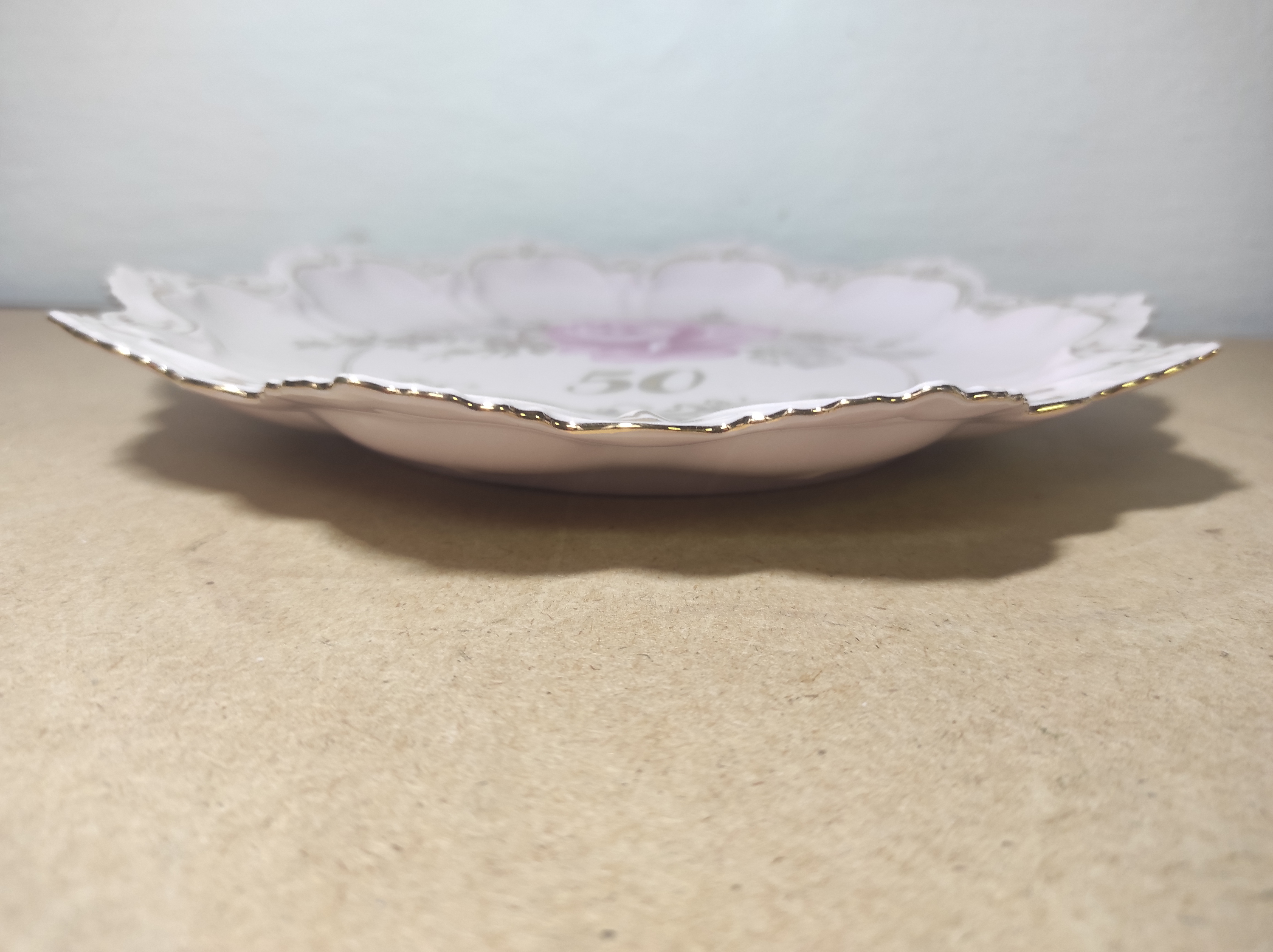 Talíř růžový porcelán 