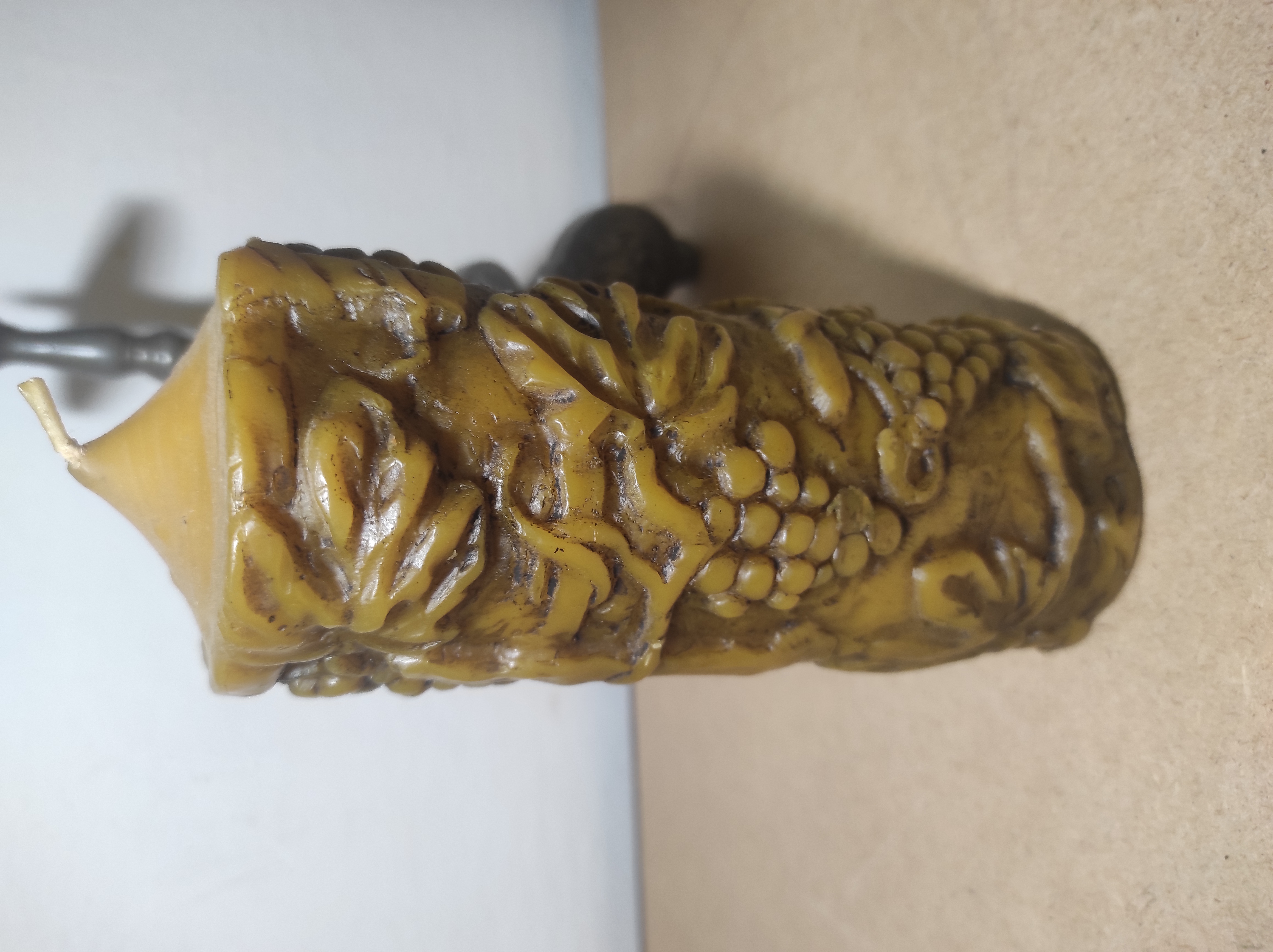 Starý cínový svícen 