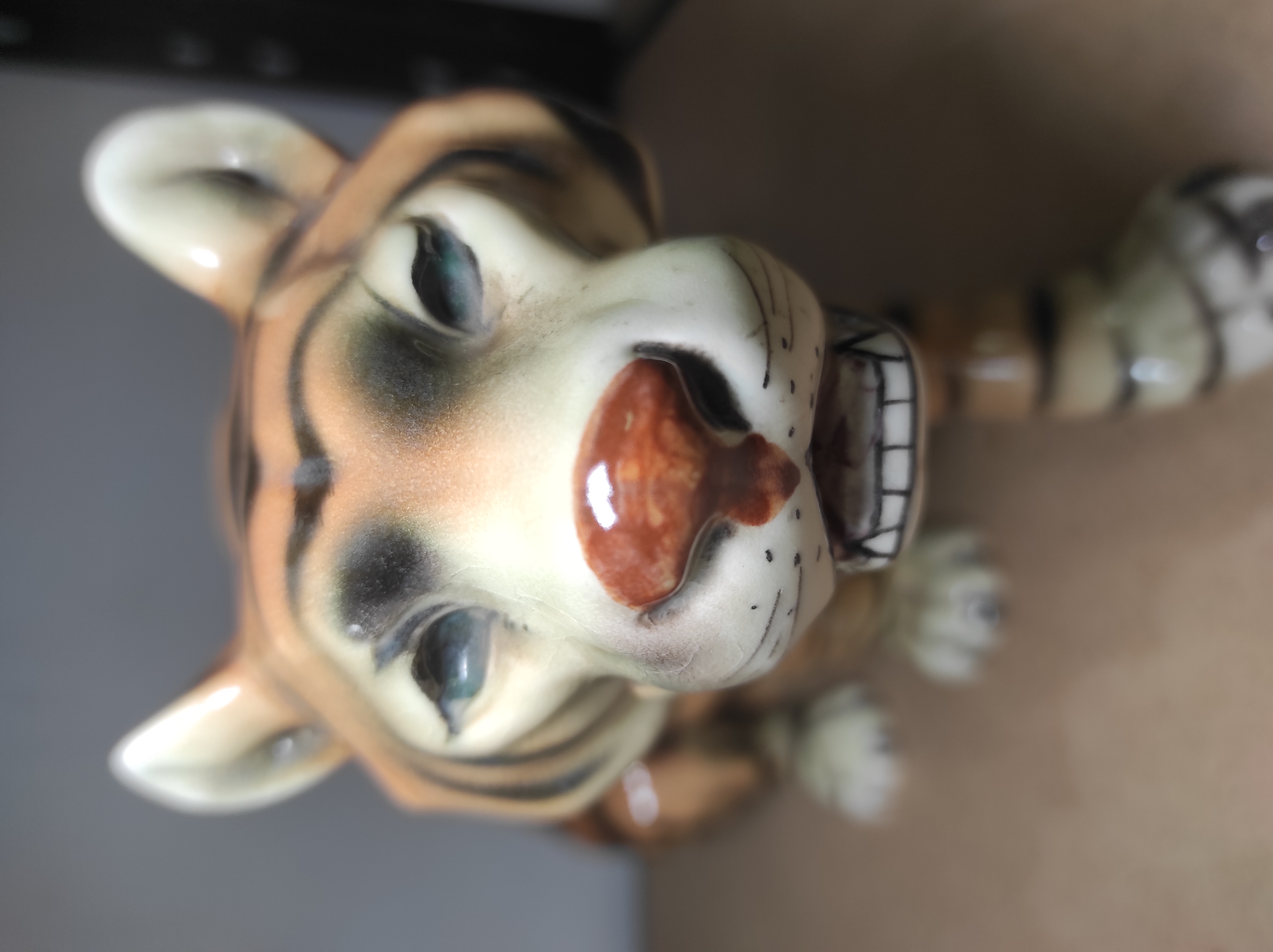 Velký porcelánový tygr - Royal Dux