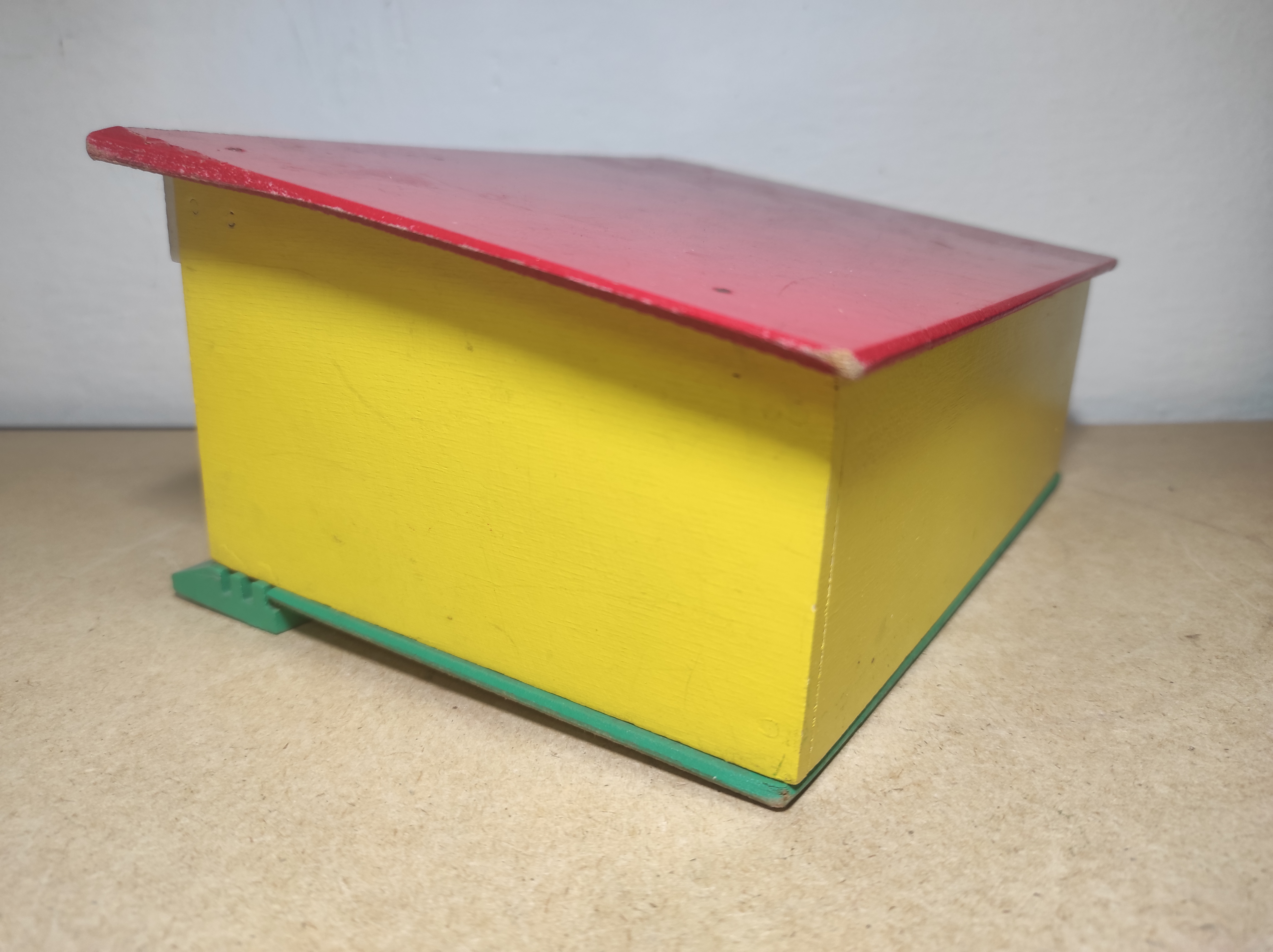 TOFA - Garáž s posuvnými dveřmi