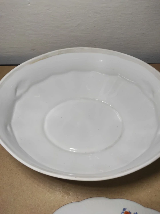 Starožitná terina - polévková mísa značeno