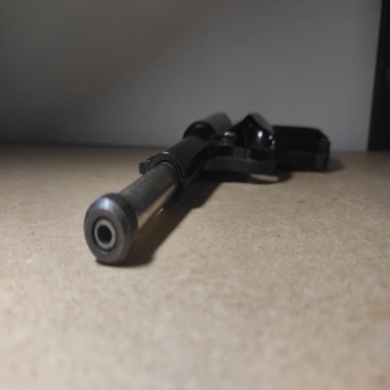Stará pěkná vzduchová pistole tzv. Flusbrok
