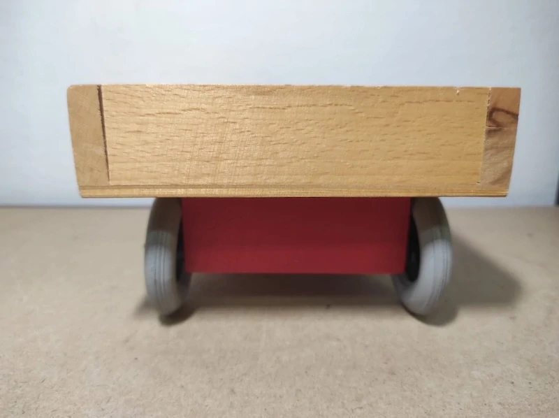 Retro hračka valník 