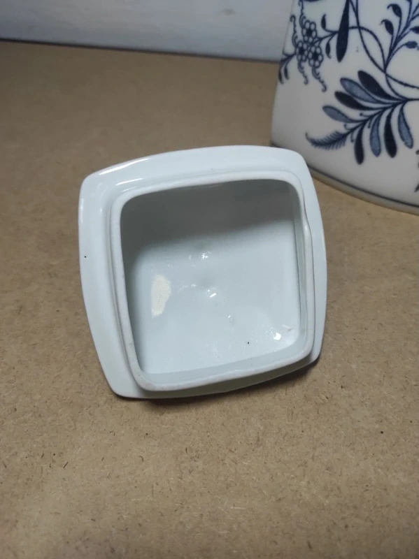 Velká dóza cibulák - NUDLE