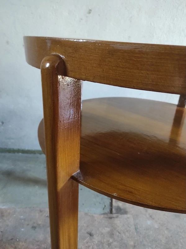 Konferenční stolek 