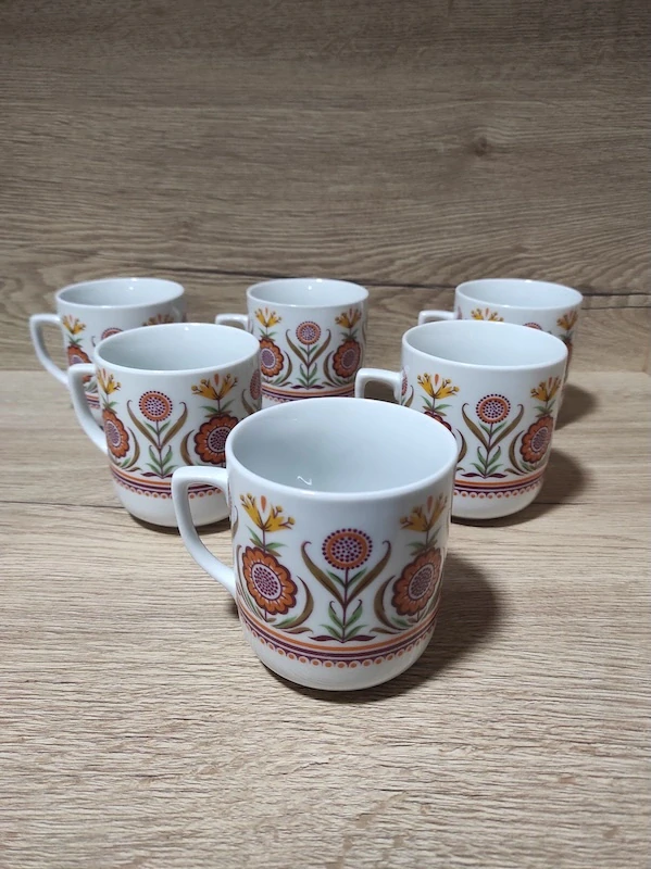 Sada retro hrníčků 