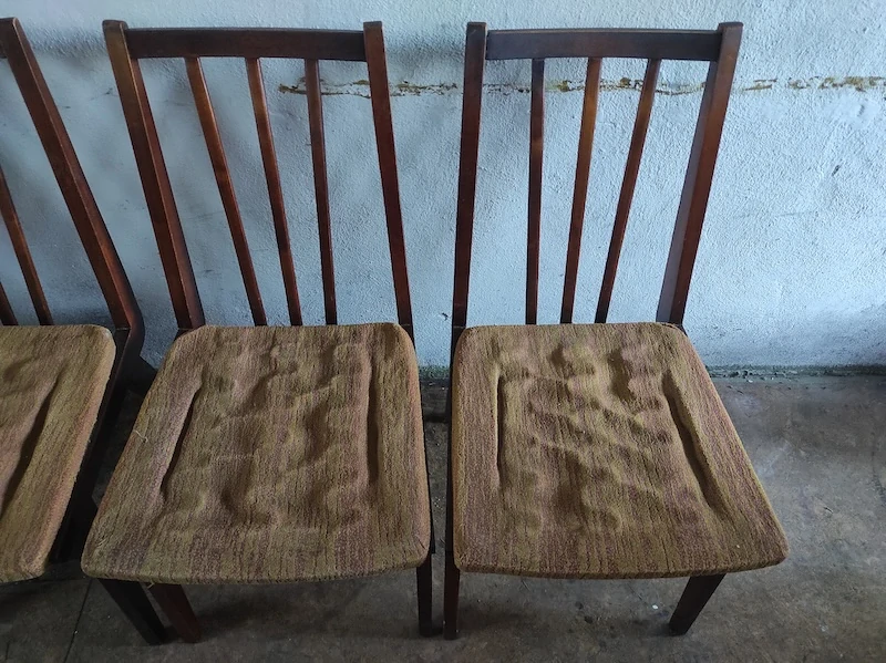 Retro židle k renovaci 