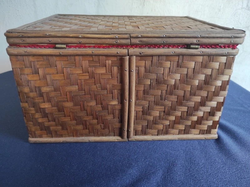 Retro košík na šití 