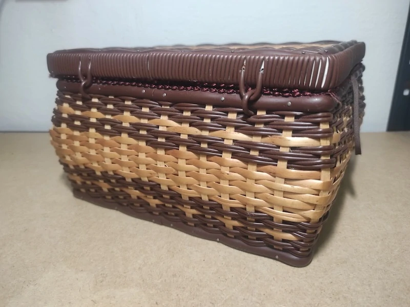 Retro košík na šití 