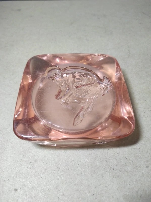 Popelník lisované sklo 