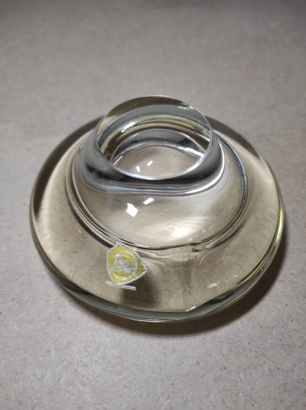 Popelník hutní sklo 