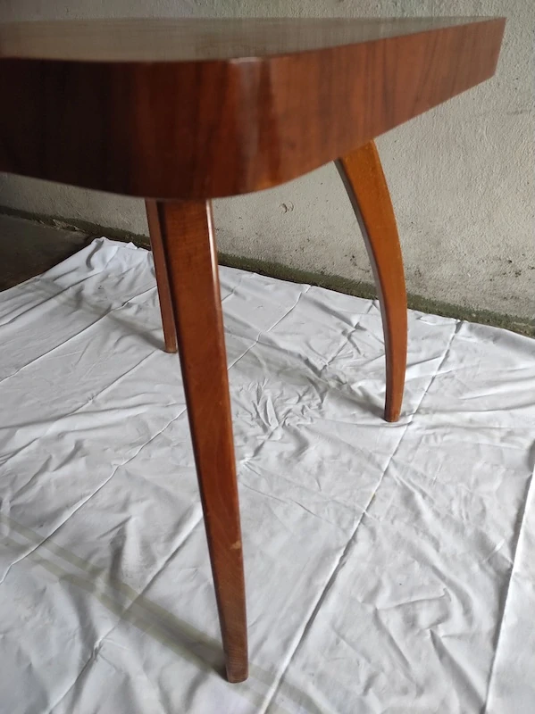 Konferenční stolek Halabala 