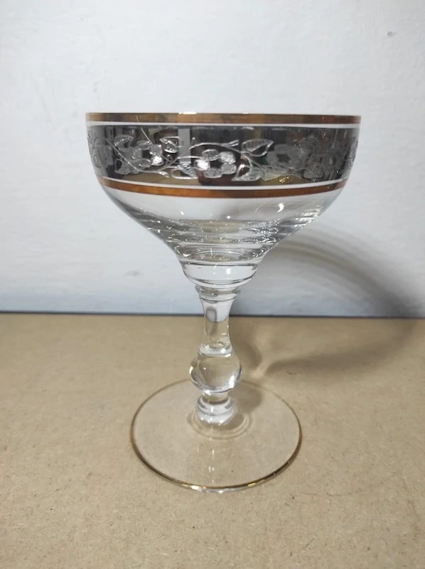 Retro skleničky na šampus 