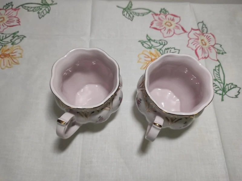 2x hrnky - růžový porcelán