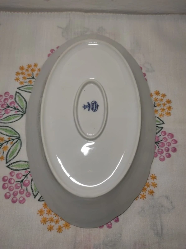 Ovalný tác - podnos - cibulák Dubí 