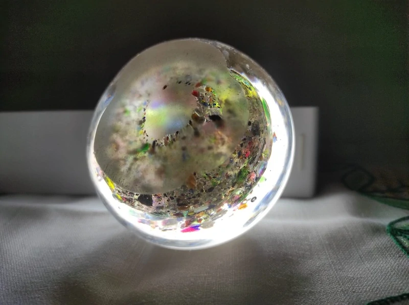 Staré skleněné těžítko