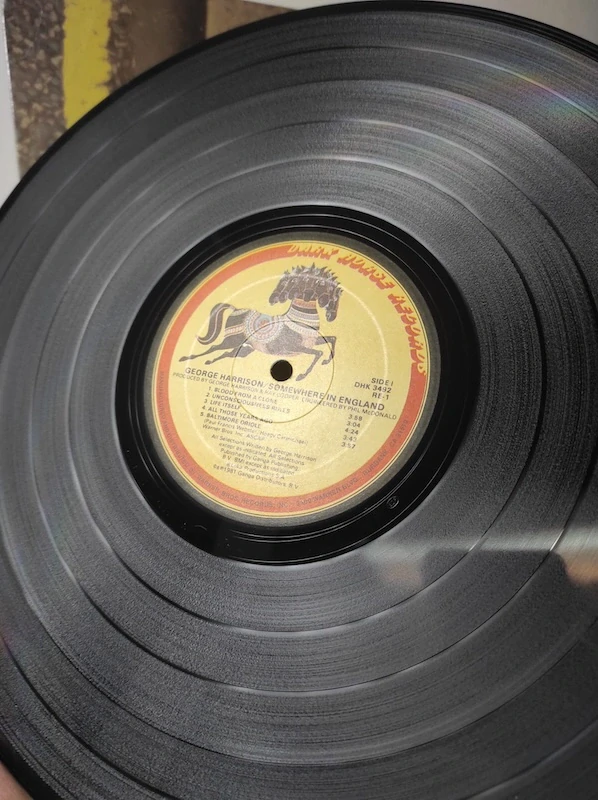 George Harrison - Somewhere In England 