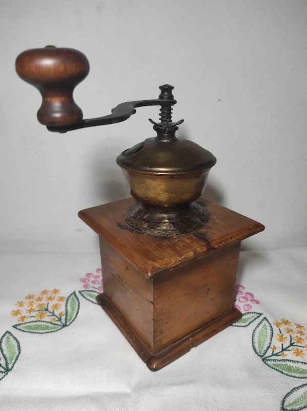 Dřevěný mlýnek - Leinbrocks Ideal 