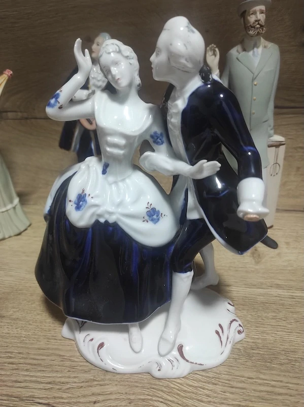 Porcelánové sošky Royal Dux – set 5 ks