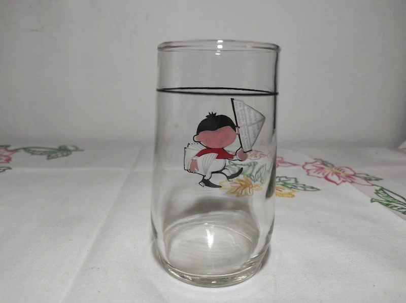 Retro sběratelská sklenička - Večerníček 