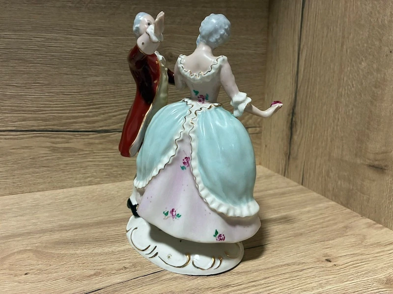 Porcelánová soška Taneční pár – Royal Dux