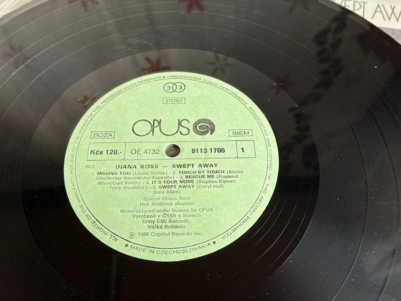 LP Diana Ross – Swept Away