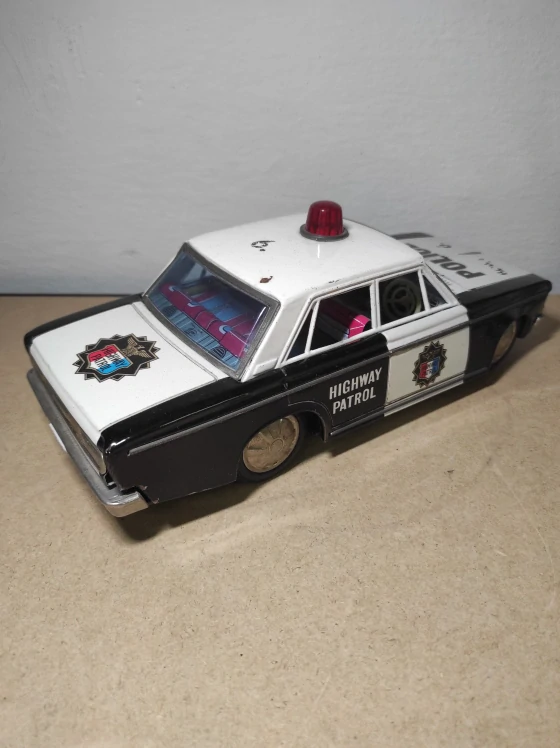 Toyota Crown Police - ATC Asahi - japonská hračka