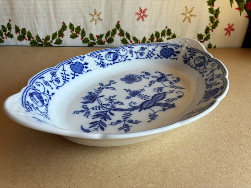 Porcelánová mísa – cibulák Thun