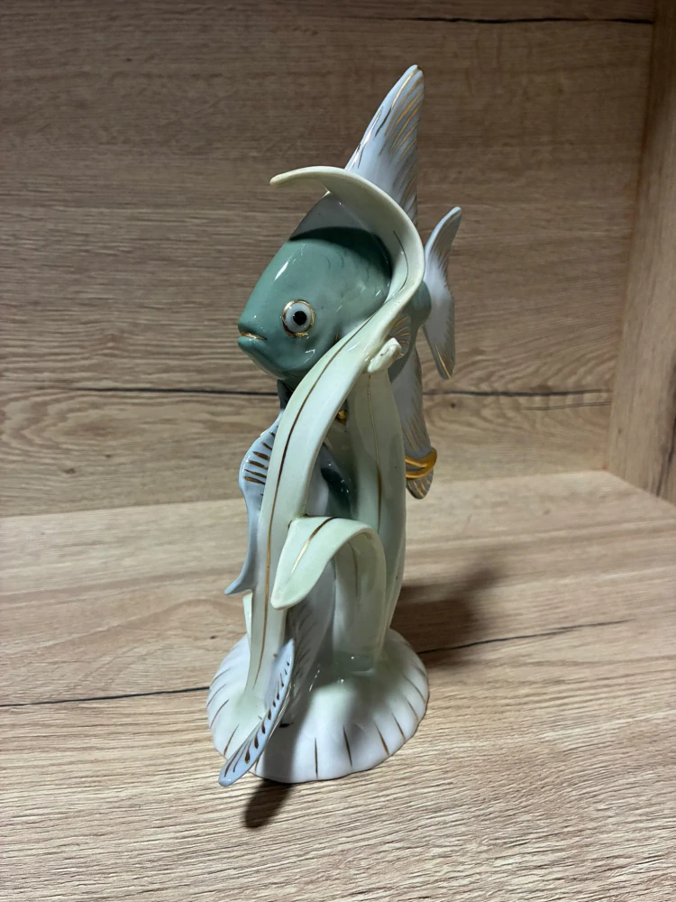 Porcelánová soška rybičky Royal Dux