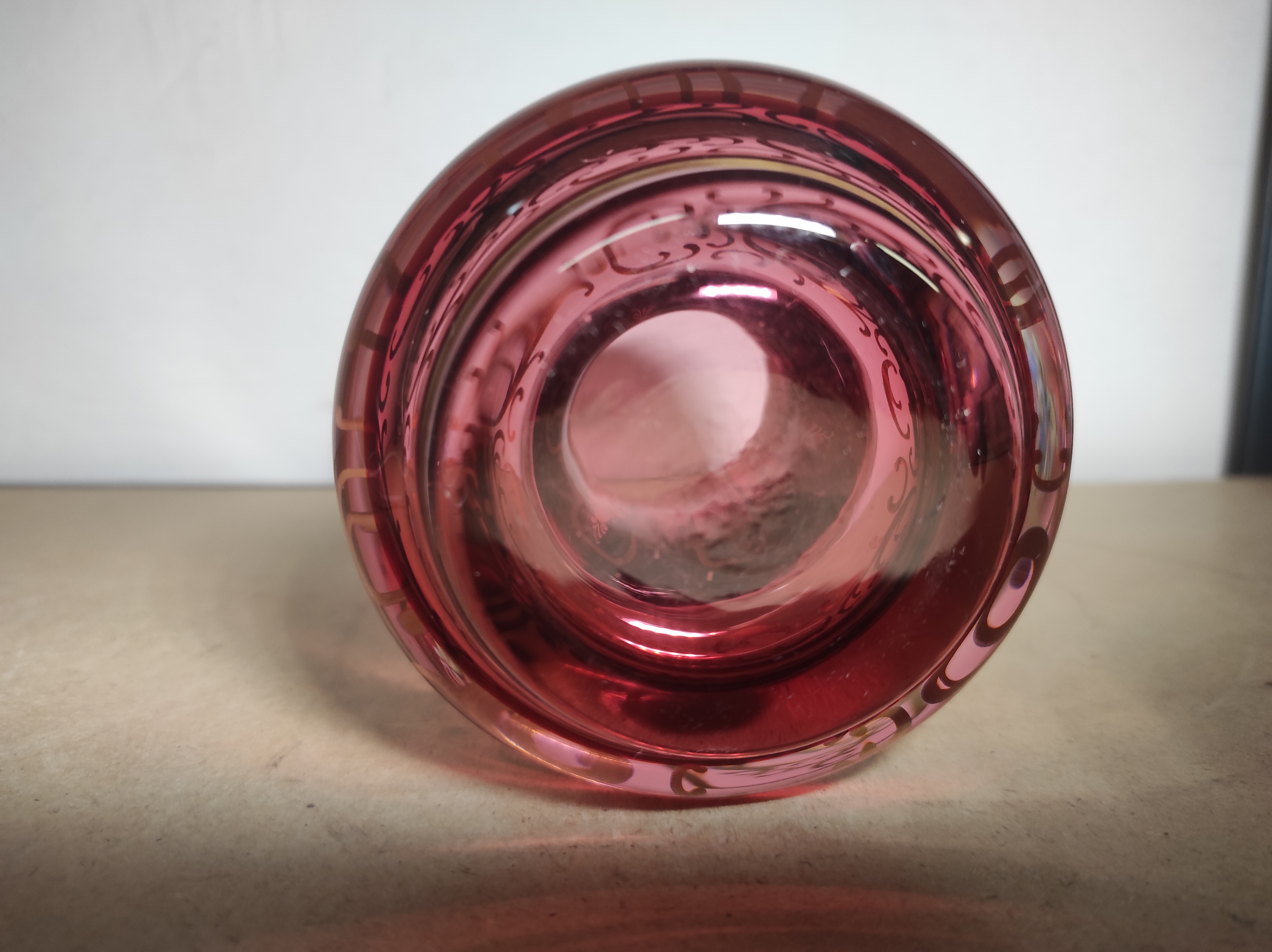 Krásná malovaná váza