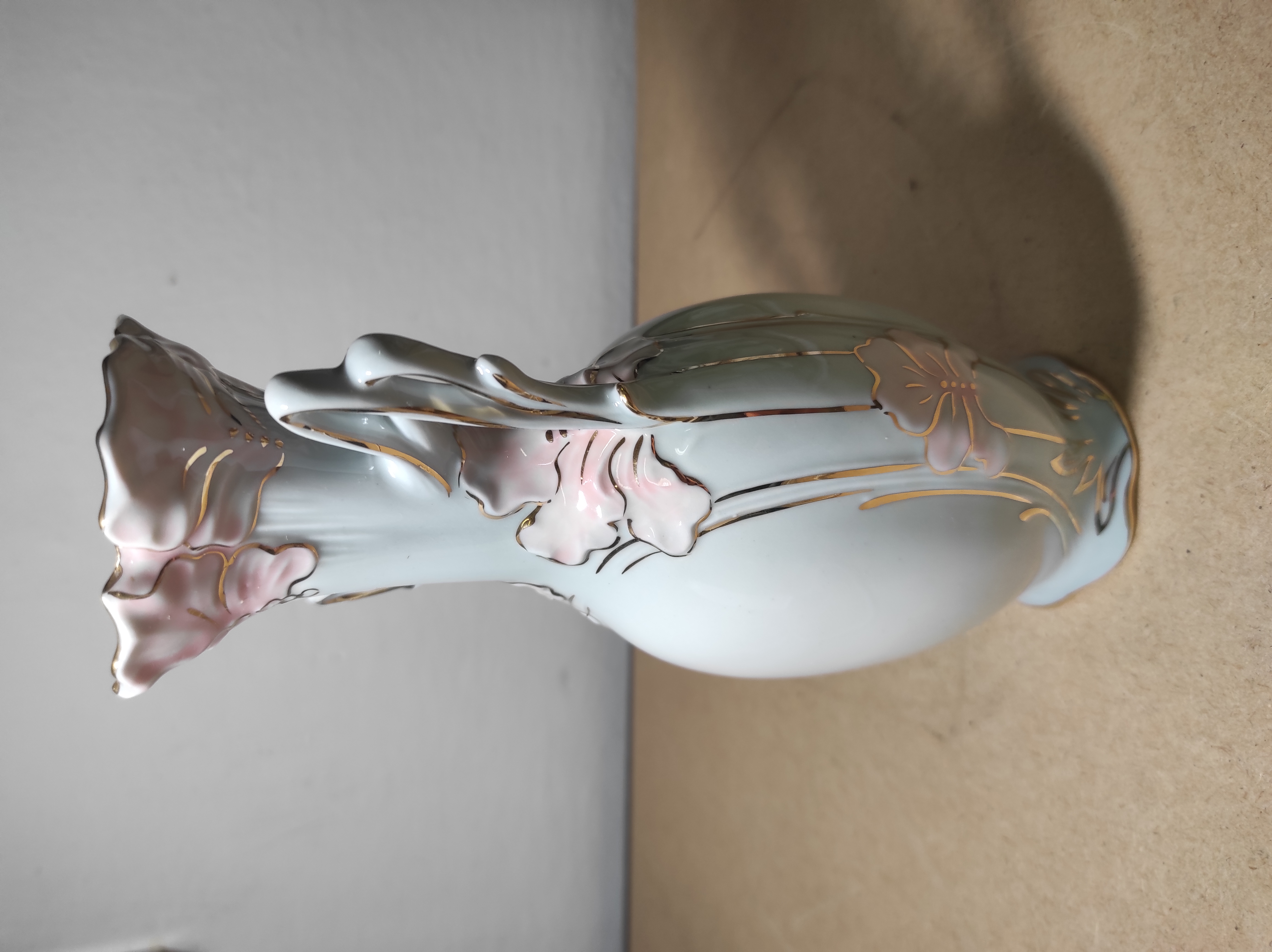 Secesní váza - porcelán Royal Dux