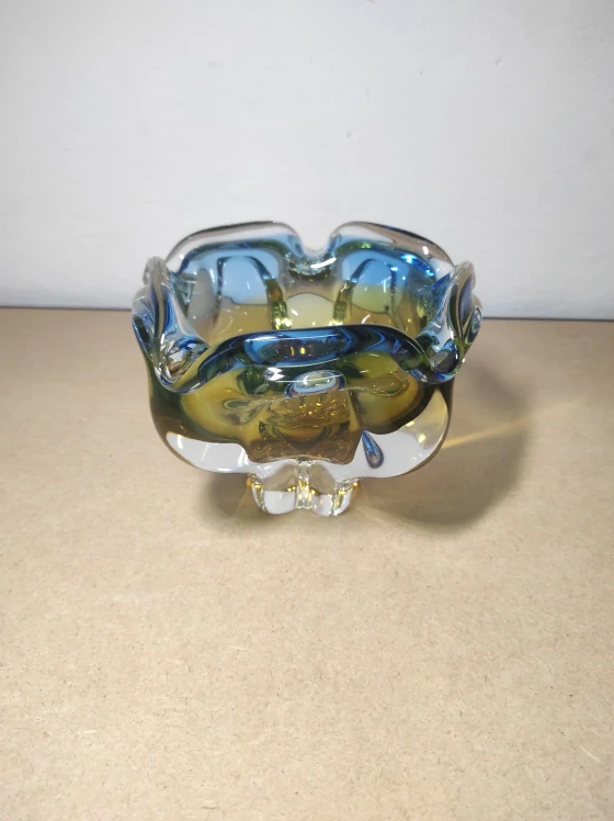 Žardiniéra Misa hutní sklo J. Hospodka Chřibská