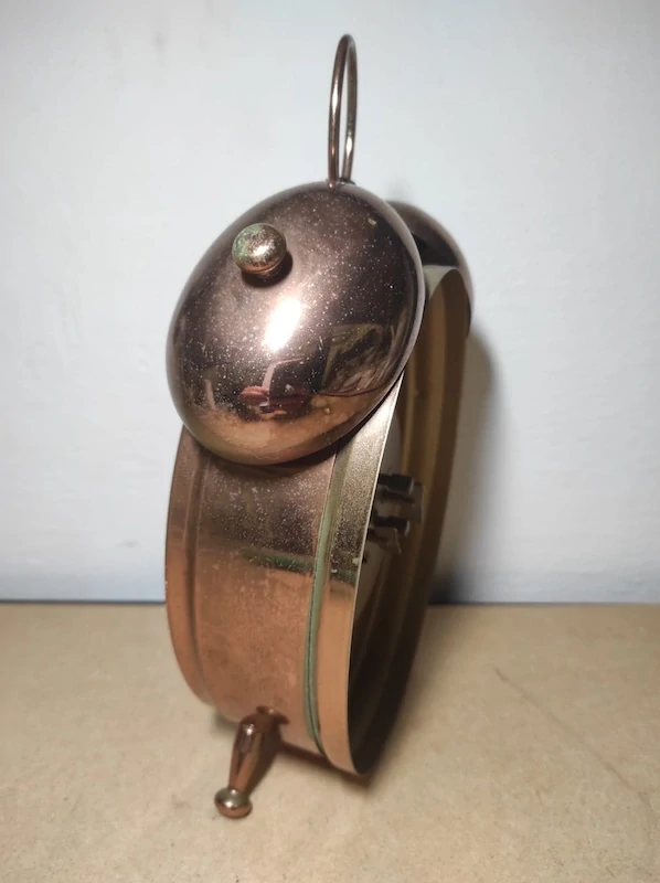 Větší budík Europa 