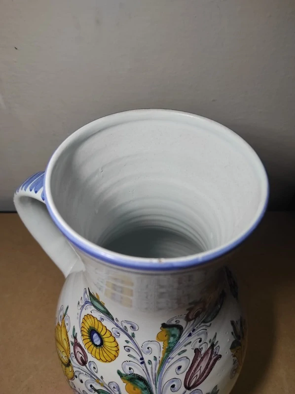 Keramický malovaný džbánek